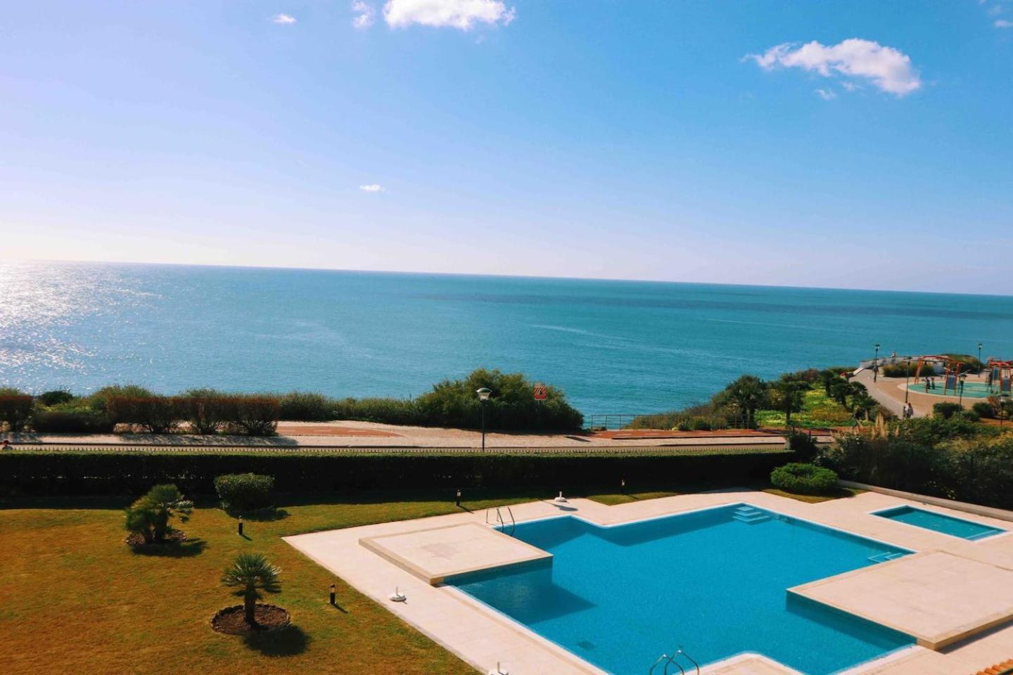 Appartement Sea View W Pool, Terrace & Parking à Cascais Extérieur photo